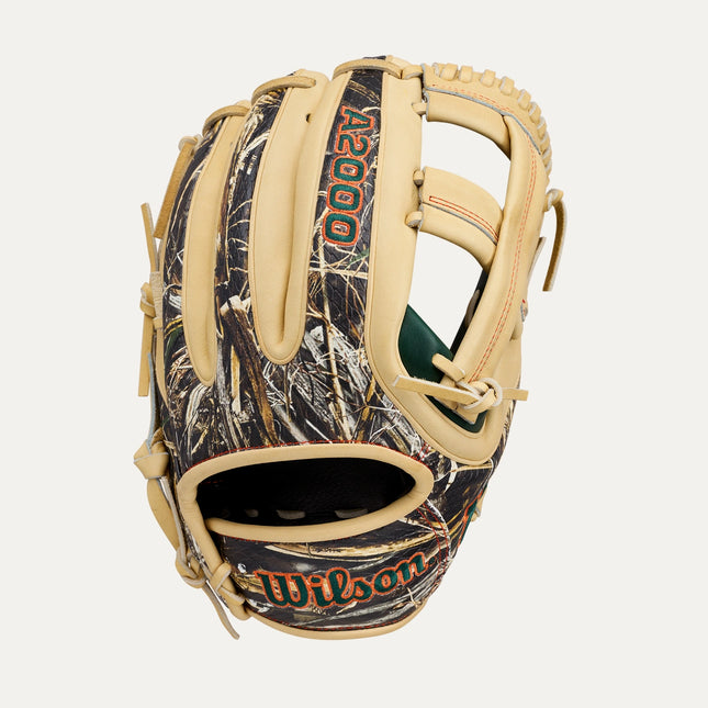 Wilson A2000 GUNNAR HENDERSON x REALTREE GM LEADOFF 2026 11.75'' - FOREST GREEN-BLONDE-REALTREE MAX-7 CAMO
