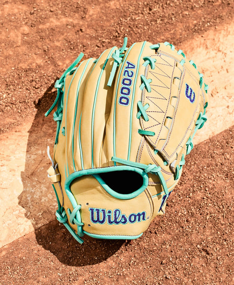Wilson 2026 Spring A2000 DH12 Blonde/Seafoam 12''