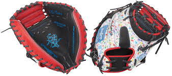 Rawlings Heart Of The Hide 2026 Catchers Mitt - 33.5" Black/Scarlet PRORCM335-23B