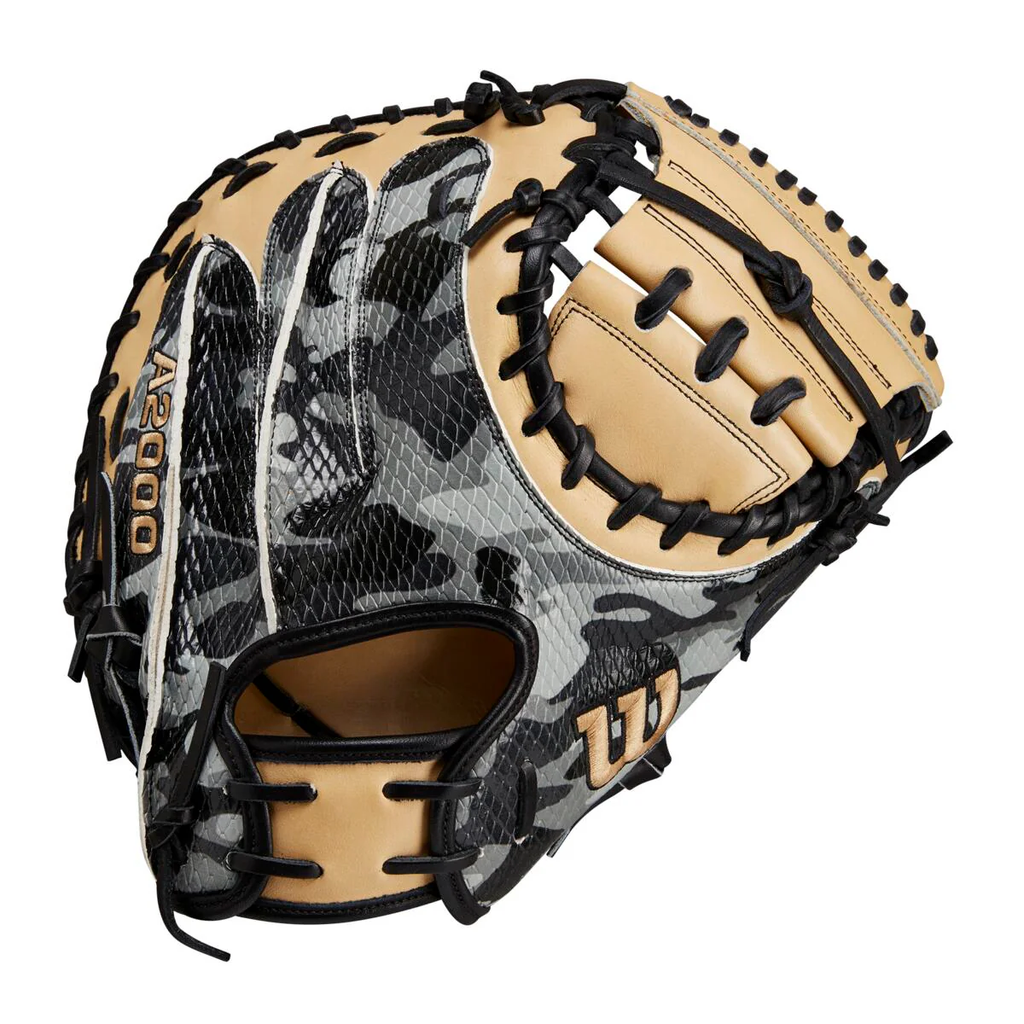 Wilson 2022 A2000 October GOTM Black Camo Catcher 33'' WBW10128333